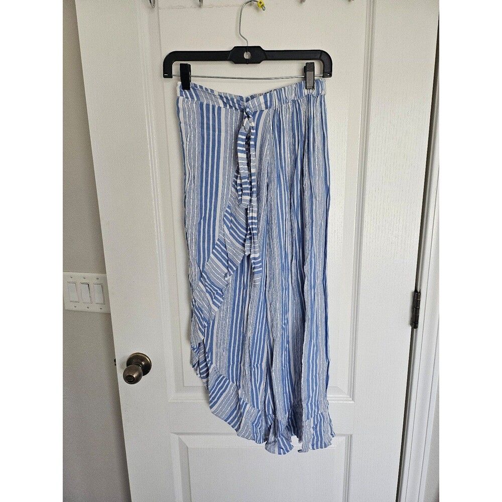 Stripped beachy skirt with opening